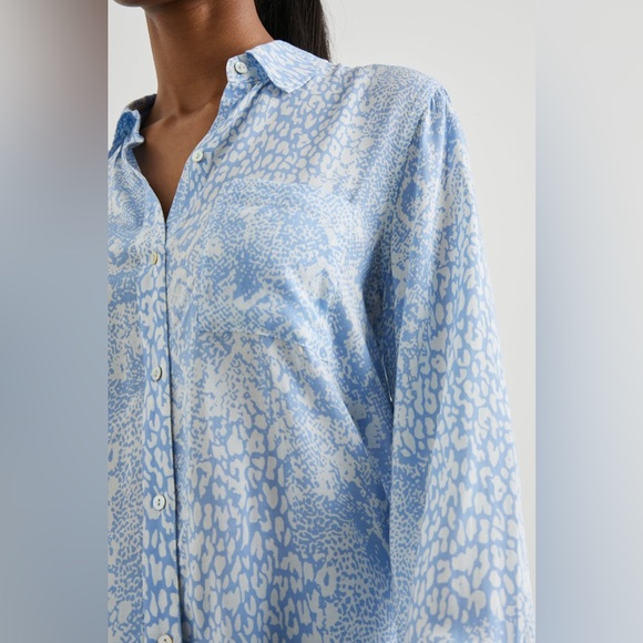 NWT RAILS Josephine Shirt in Aqua Mixed Animals - Picture 3 of 9